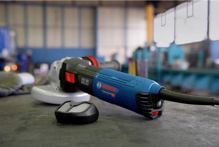Actual product image Bosch Professional Cordless angle grinder GWS 17-125 S INOX (125 mm)