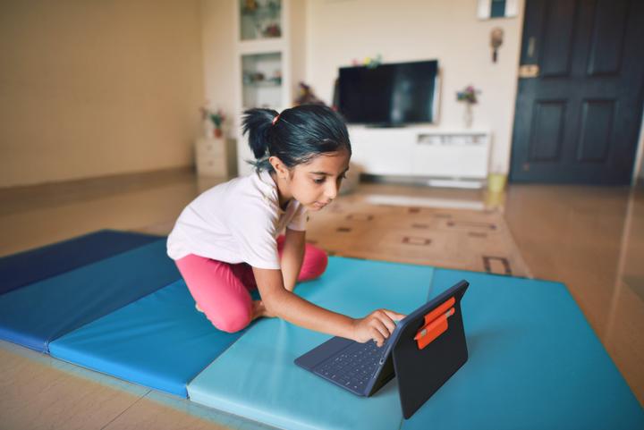 Immagine prodotto Logitech Rugged Combo 3 Touch (Ing. Int., iPad 2019 (7° gene), iPad 2020 (8. Gen), iPad 2021 (9a generazione))