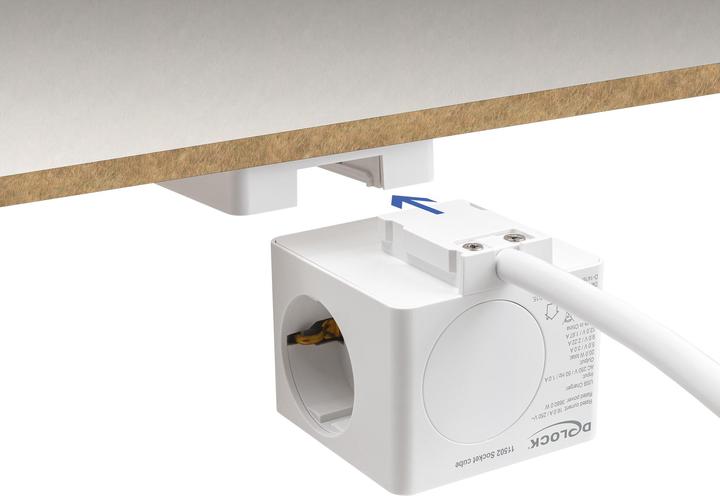 Actual product image Delock Socket outlet cube with 3-way extension cable with child safety lock (3 x, CEE 7/7, 1.50 m)