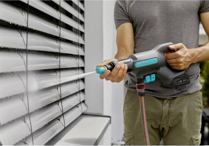 Productafbeelding Gardena AquaClean (Oplaadbare batterij)