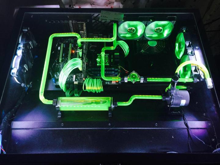 Produktbild Vector VD01 (ATX, mATX, Mini-ITX, E-ATX)