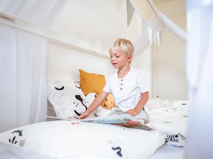 Immagine prodotto Müggi Set di decorazioni per il letto della casa grigio/bianco con luci fatate rosa/bianco