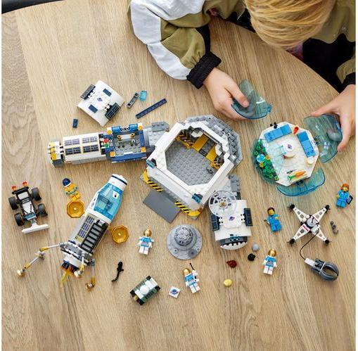 Productafbeelding LEGO Maanonderzoekbasis (60350, LEGO Stad)
