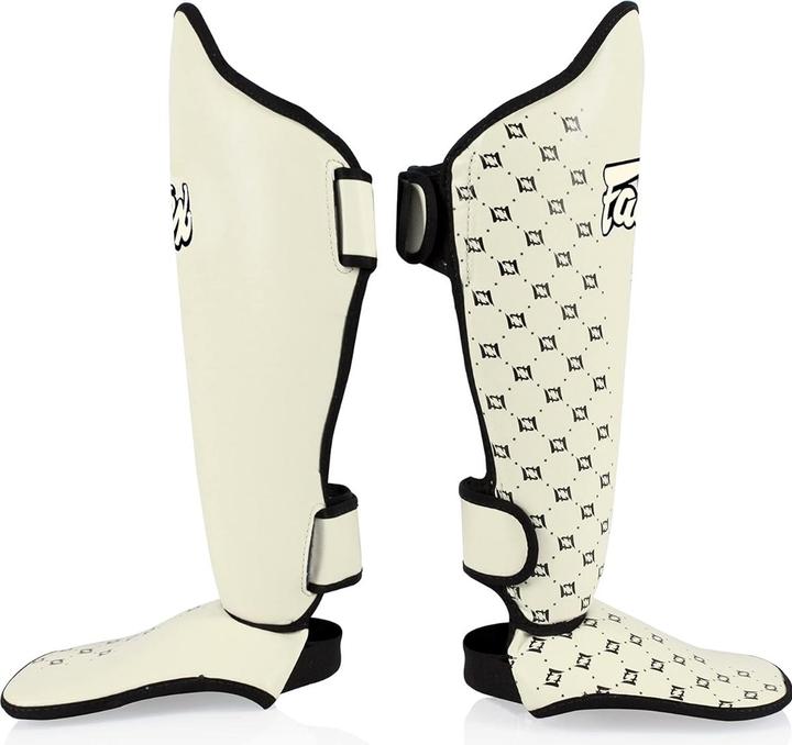 Actual product image Fairtex Shin guards SP5 Compétition (L)