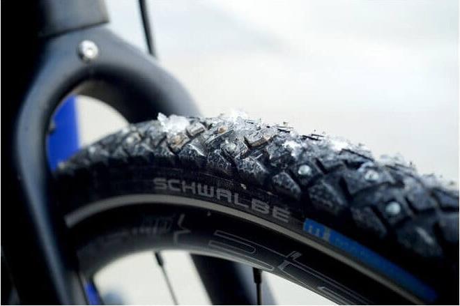 Produktbild Schwalbe Marathon Winter Plus (28 x 1.60, 42-622)