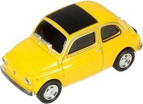 Produktbild GO Europe USB2.0 Stick 32GB Fiat 500 Oldtimer gelb - Flash-Speicher - unsortiert (32 GB, USB-A)
