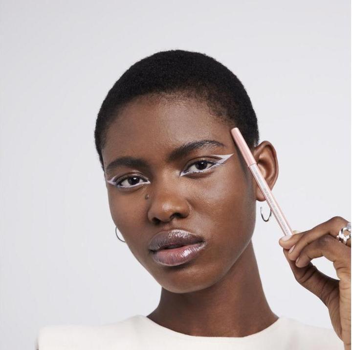 Produktbild L'Oréal Paris Paradise (101 Midnight Black)
