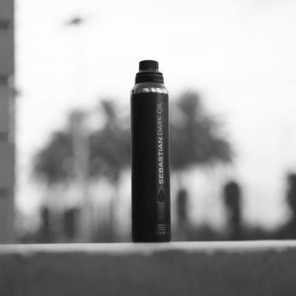 Image du produit Sebastian Dark Oil Silkening Fragrance Mist (Brume parfumée à l'huile noire) (200 ml)