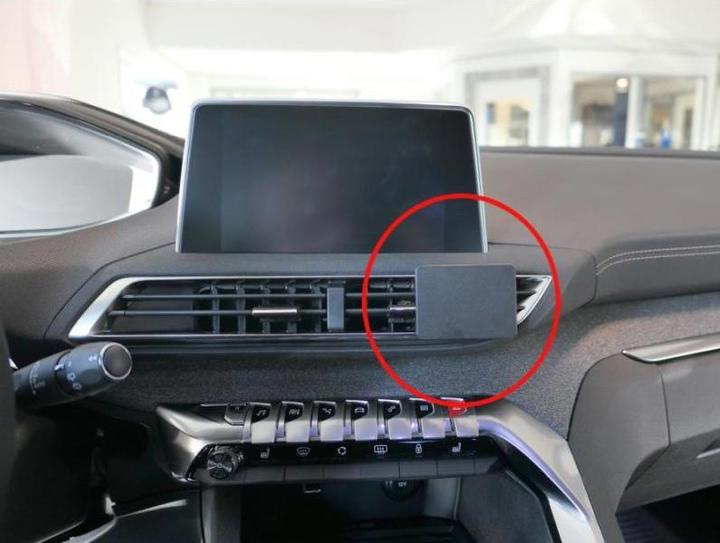 Immagine prodotto Brodit ProClip Peugeot 3008 My. 17-21/5008 SUV 18-21