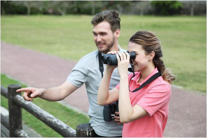 Produktbild Canon Fernglas 10x32 IS (10 x, 32 mm)