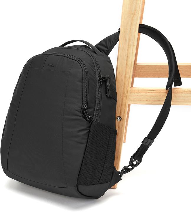 Actual product image Pacsafe Metrosafe (15 l)
