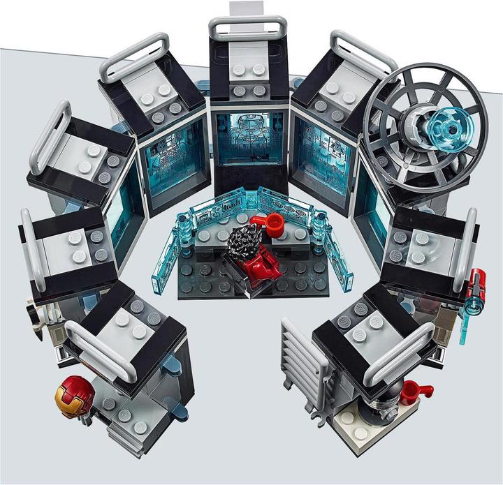 Actual product image LEGO Iron Mans Workshop (76125, LEGO Marvel)
