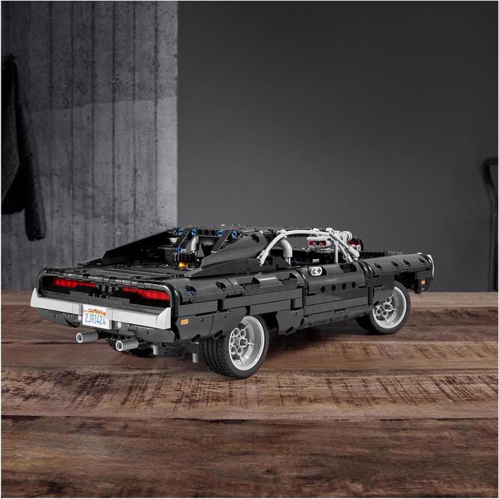 Produktbild LEGO Dom's Dodge Charger (42111, LEGO Technic)