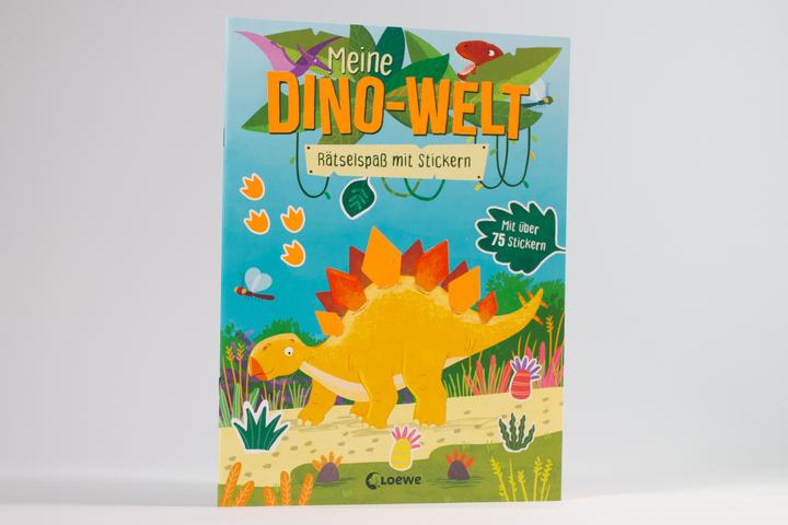 Image du produit Loewe Mon monde de dinosaures - Des casse-têtes amusants avec des autocollants