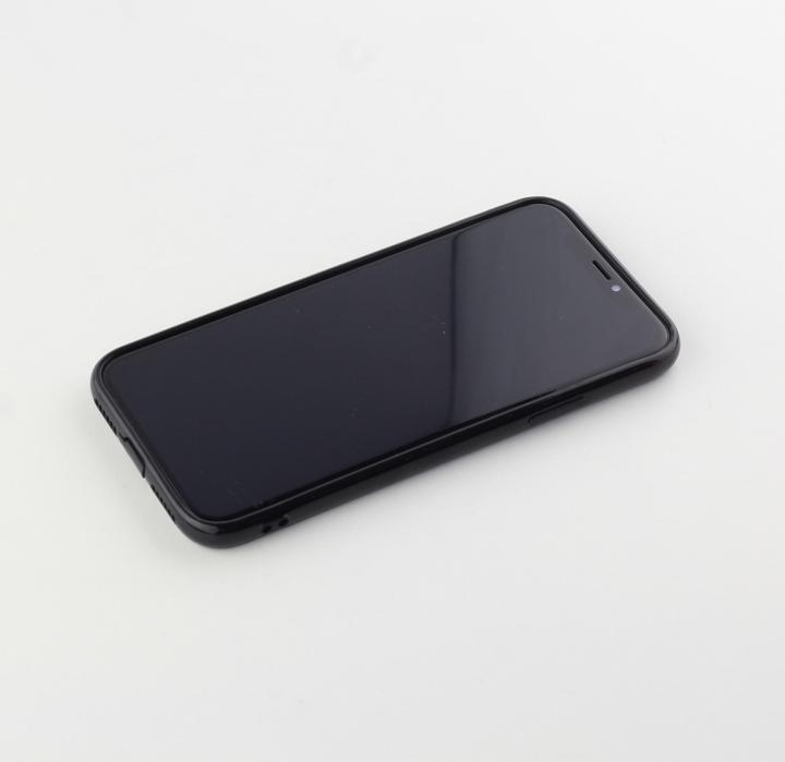 Actual product image PhoneLook Cover mirror with black silicone edges (Apple iPhone 11 Pro Max)