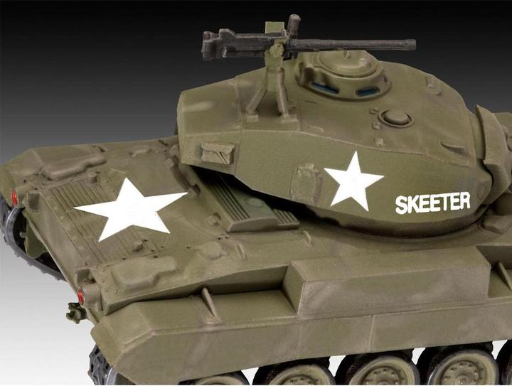 Produktbild Revell Model Set M24 Chaffee