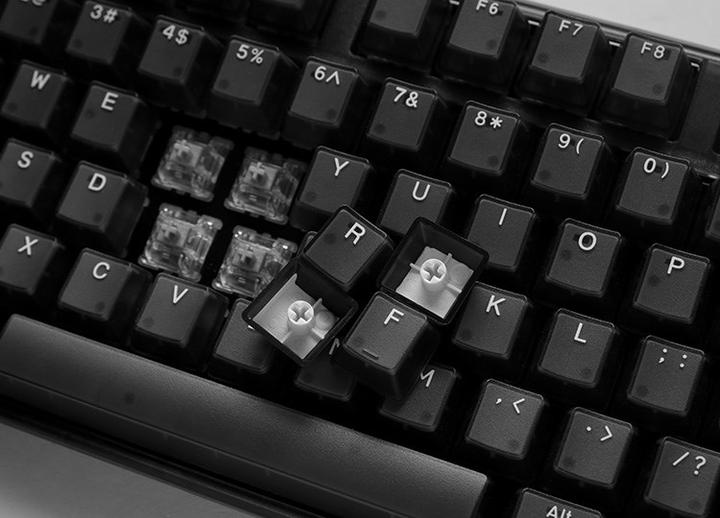 Immagine prodotto Ducky Tastiera da gioco One 3 Aura Black, LED RGB - MX-Speed-Silver (DE, Cablato)