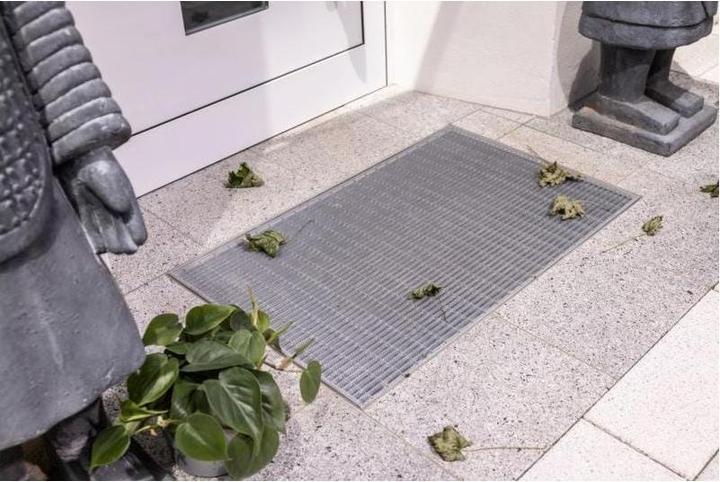 Produktbild Windhager Lichtschacht-Abdeckung aus Edelstahl 60 cm x 135 cm