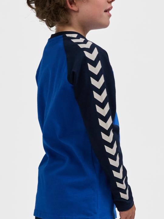 Actual product image hummel hmlBOYS T-SHIRT L/S (152)
