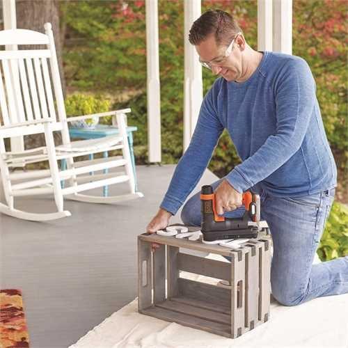 Produktbild Black & Decker AkkuTacker