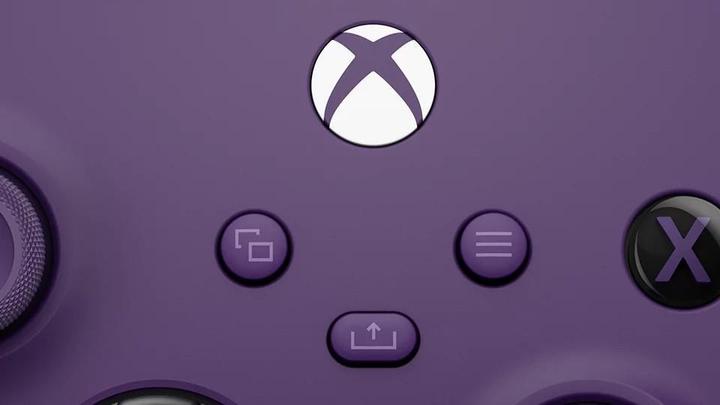 Actual product image Microsoft Xbox Wireless Controller - Astral Purple (Xbox Series S, Xbox Series X, PC, Xbox One S, Xbox One X)
