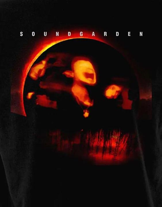 Actual product image Universal Textiles Superunknown TShirt (S)