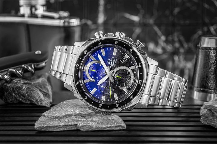 Immagine prodotto Casio Edifice - EFV-600D-2AVUEF (Orologio da polso analogico, Cronografo, 44 mm)