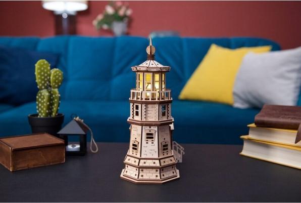 Image du produit Ugears LE PHARE DE SPLIT ROCK 295PCS (FR-DE-EN-POL-ES-UKR)