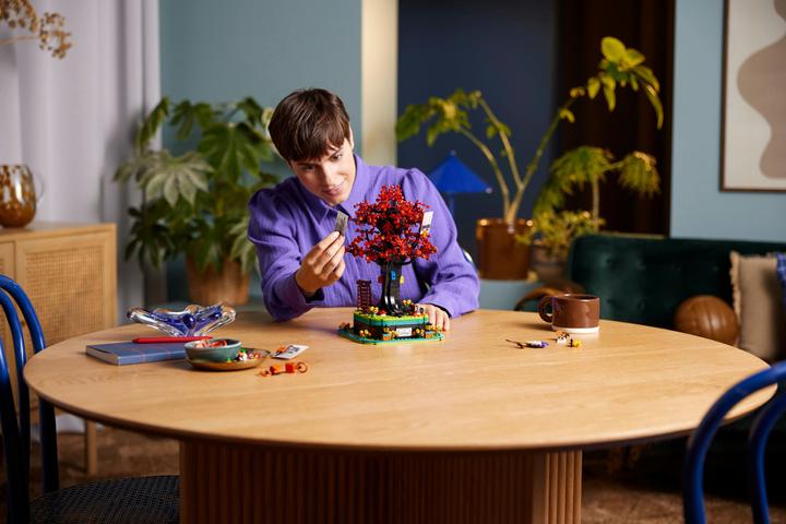 Produktbild LEGO Familienbaum (21346, LEGO Ideas, LEGO Seltene Sets)