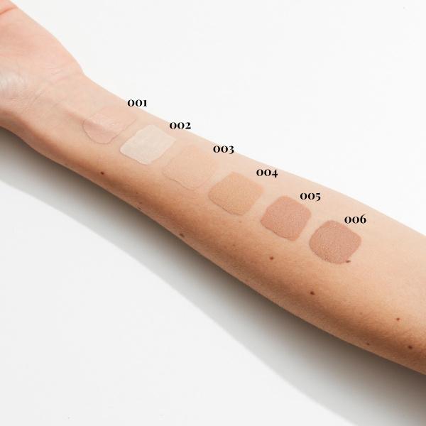 Actual product image Gosh Wow (002 Ivory)