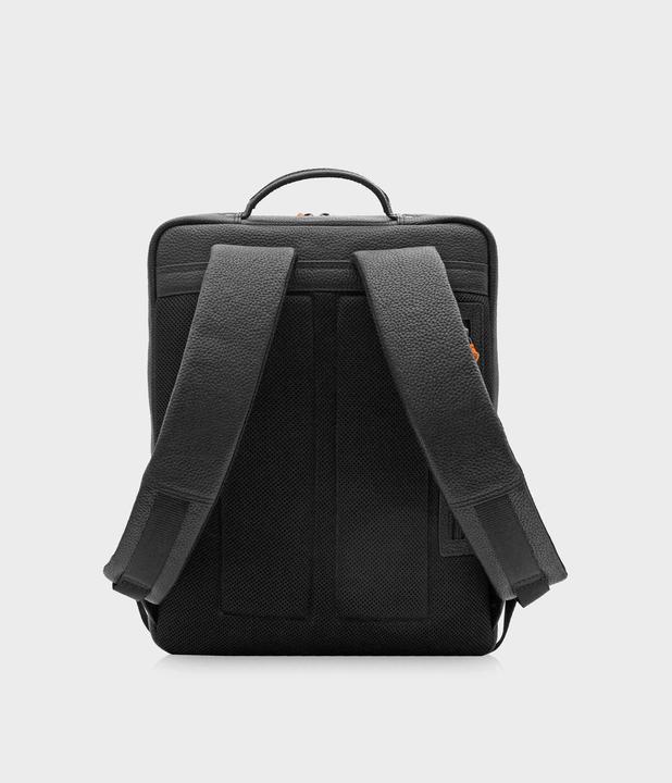Actual product image Braun Büffel Laptop backpack Novara 26364 (12 l)
