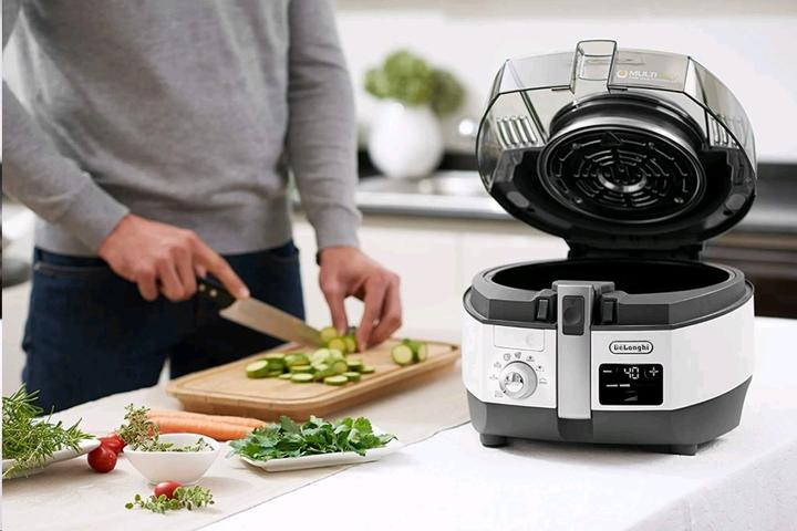 Produktbild De'Longhi FH 1396 Extra Chef Plus