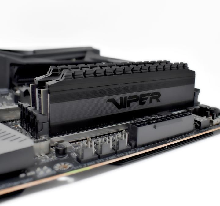 Image du produit Patriot Extreme Performance Viper 4 Blackout Series (2 x 32GB, 3200 MHz, RAM DDR4, DIMM)