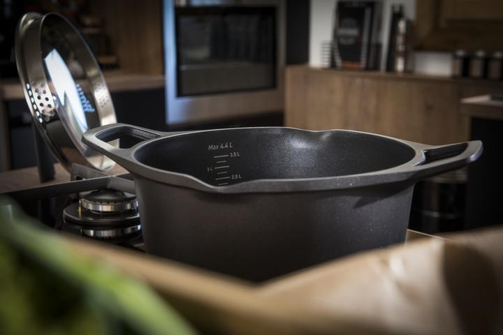Produktbild Tefal Robusto - Braadpan - 28 cm + deksel (28 cm, Bratpfanne, Aluminium)