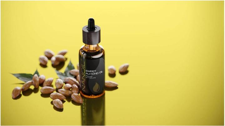 Immagine prodotto Nanoil - Olio di mandorle dolci (50 ml)