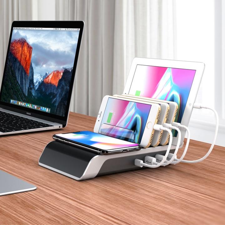 Produktbild Cover-Discount Ladestation mit 4 Anschlüssen 1 QI Wireless Charging Pad (45 W)