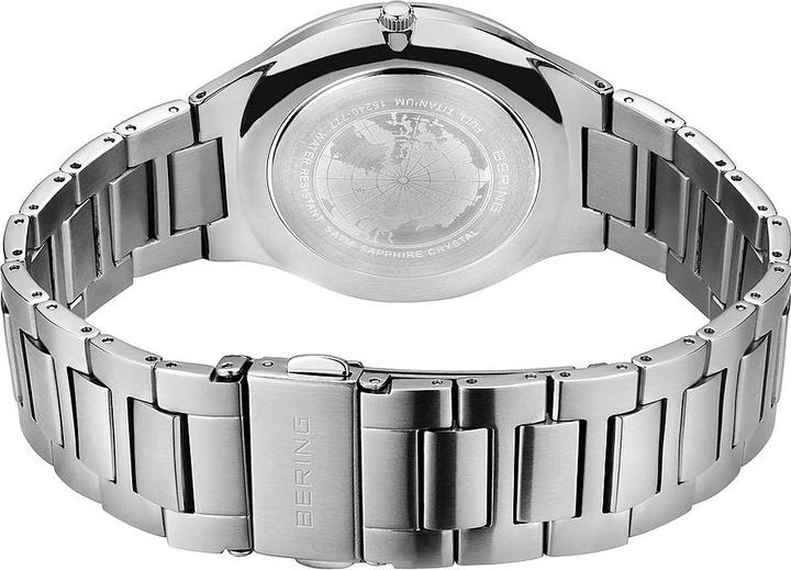 Image du produit Bering Titanium (Montre analogique, 40 mm)
