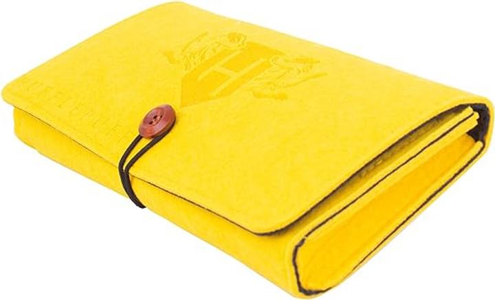 Actual product image Freaks and Geeks Harry Potter - Pochette de transport en feutrine - Modèle Poufsouffle pour Nintendo Switch et Switch (Switch)