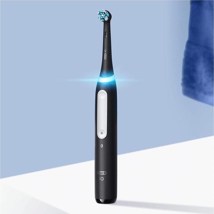 Image du produit Oral-B iO4 Series Noir mat (Brosse à dents oscillo-rotative)