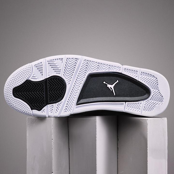Actual product image Nike Air Jordan 4 (44)