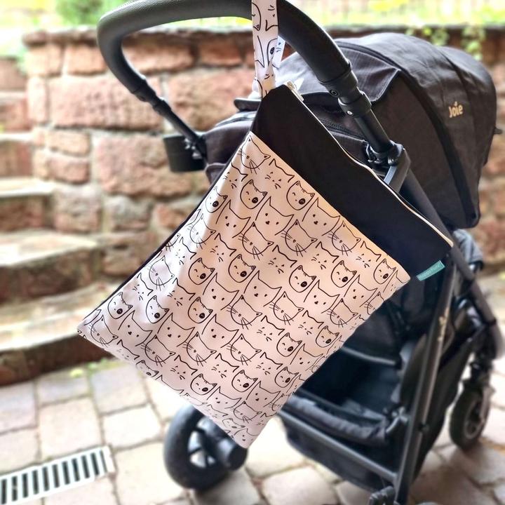 Actual product image Intirilife Changing bag with zip for toddler baby