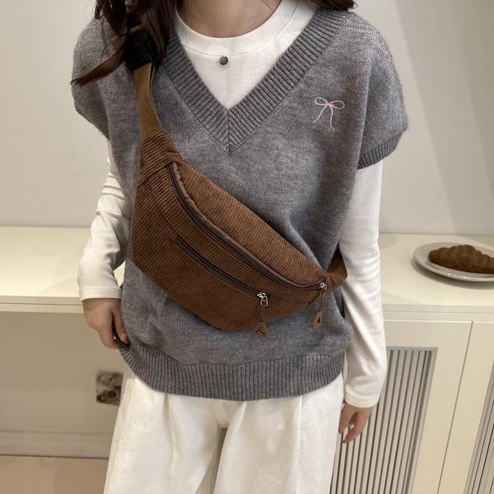 Actual product image Only-Bags.Store Stylische Cordtasche - Lässiger Fashion Sling Rucksack mit verstellbarem Gurt, Reissverschluss und