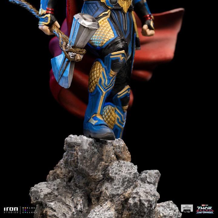Actual product image Iron Studios Marvel: Thor Love and Thunder - Thor 1:10 Scale Statue