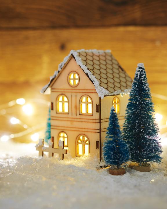 Immagine prodotto VBS Kit di costruzioni in legno "Casa con cervo", con LED inclusi