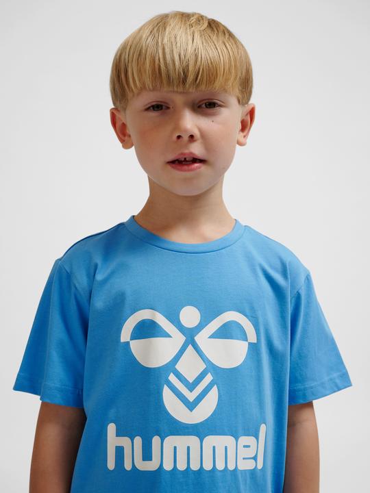 Actual product image hummel hmlTRES T-SHIRT S/S (176)