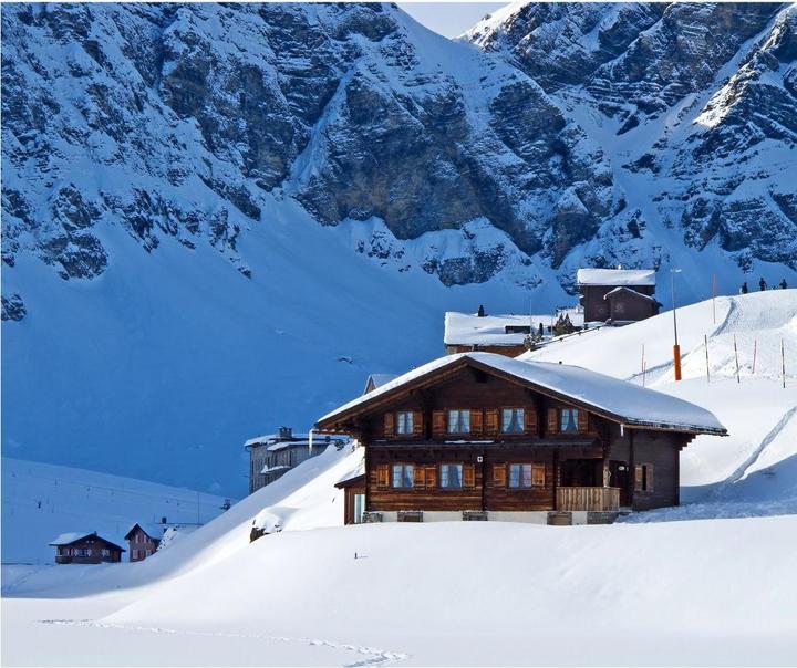 Actual product image Trenddeko Holiday cottage in the Swiss Alps (336 x 260 cm)