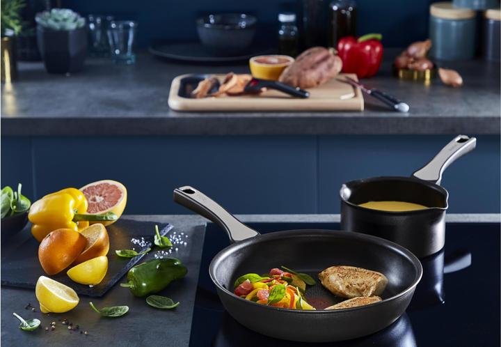 Actual product image Tefal Unlimited On (28 cm, Frying pan, Aluminium)