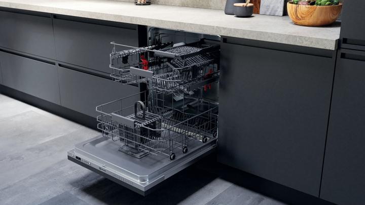 Image du produit Bauknecht Lave-vaisselle entièrement intégré 60 cm, Argent BCIO 3C33 EC