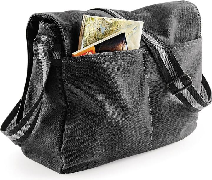 Actual product image Quadral Vintage canvas shoulder bag