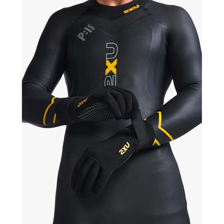 Actual product image 2XU neoprene swimming goves prope (3 mm, L)